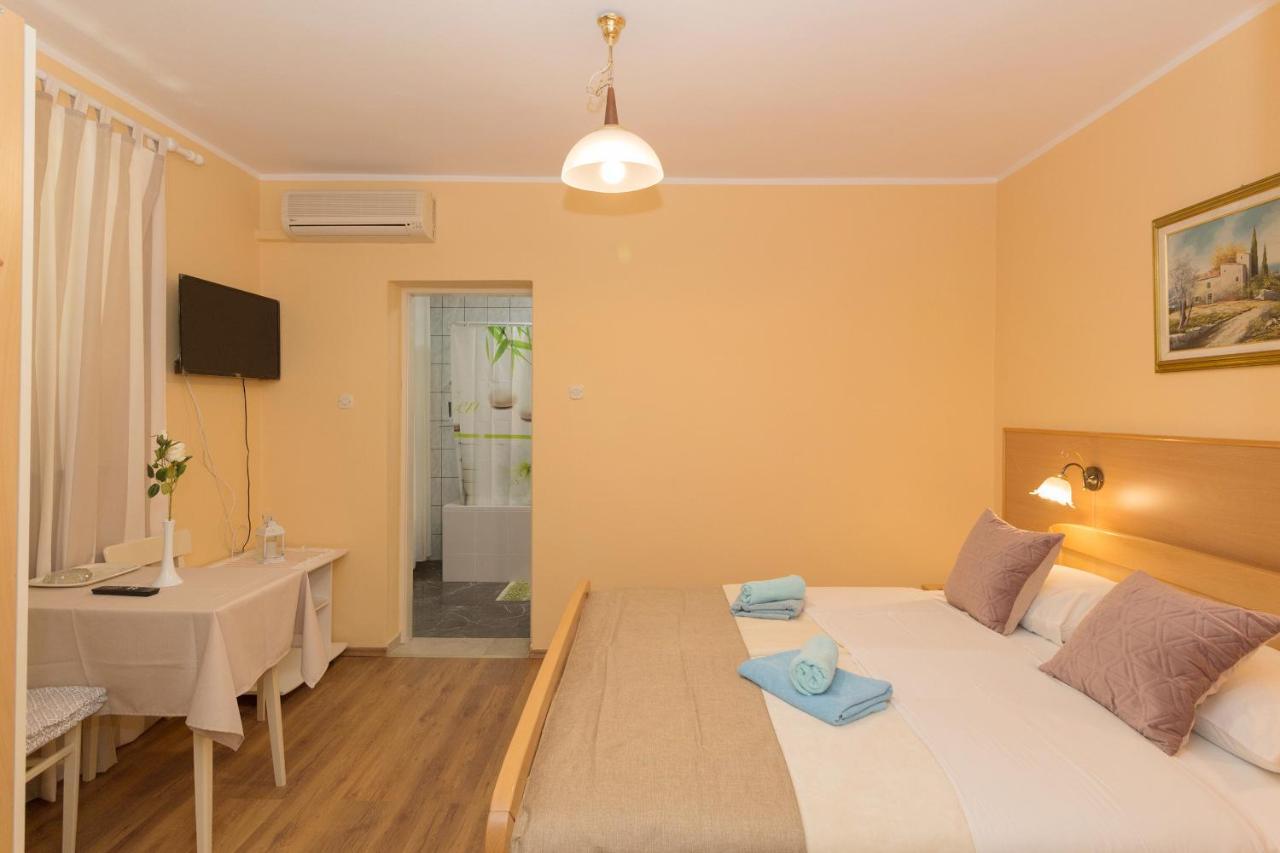 Apartments Palma Bed & Breakfast Медулин Екстериор снимка