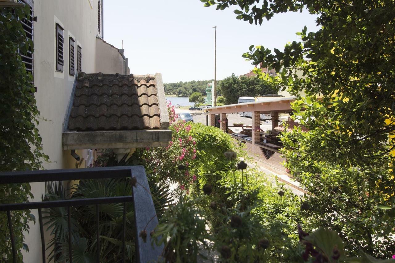 Apartments Palma Bed & Breakfast Медулин Екстериор снимка